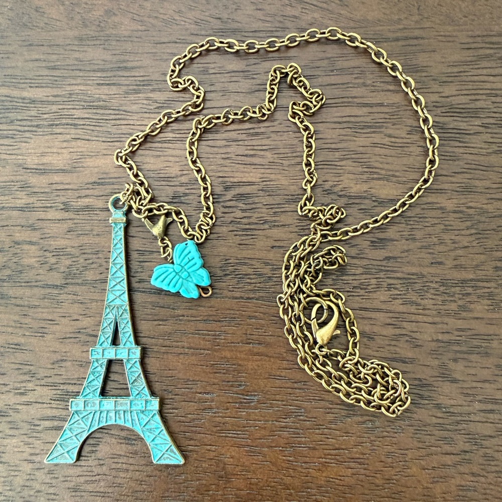 Bronze Patina Eiffel Tower Carved Turquoise Butterfly Pendant Necklace - Picture 7 of 9